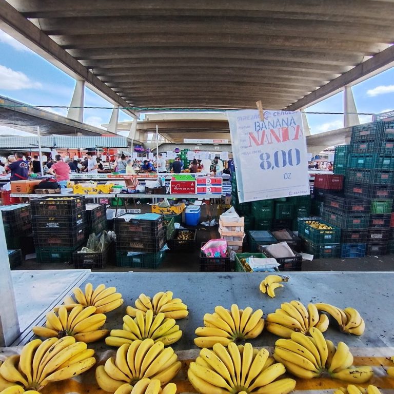 Foto real de Feira Varejão CEAGESP