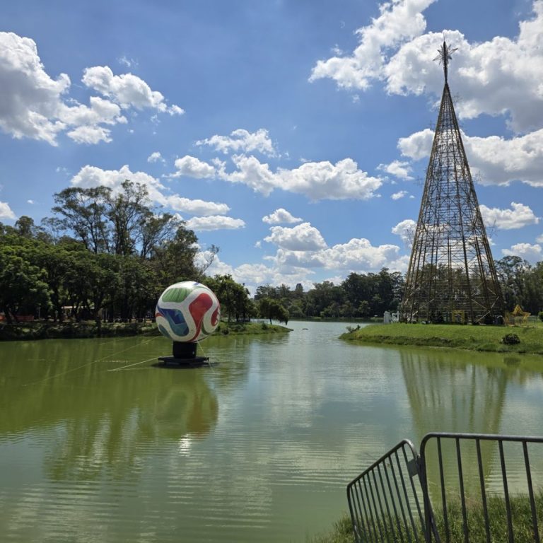 Foto real de Monumento às Bandeiras